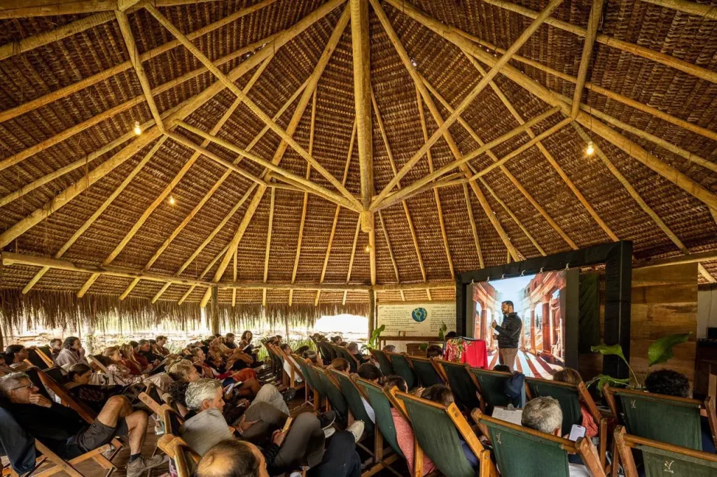 Conheça o Ibiti Retreats, programa de imersões corporativas para empresas que buscam regenerar lideranças, propósito e cultura